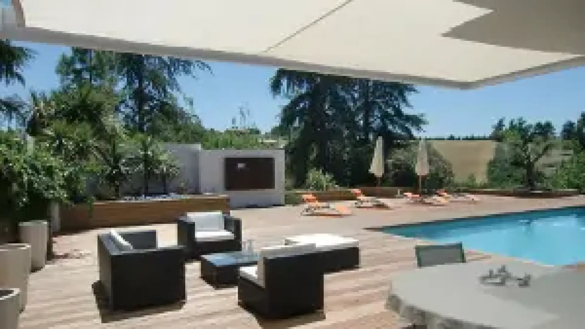 Création terrasse piscine Toulouse