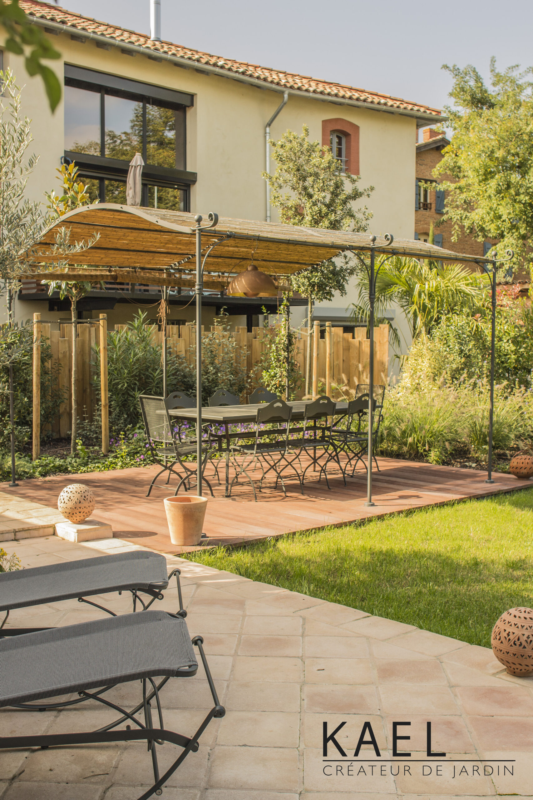 Mise en valeur d'un jardin urbain